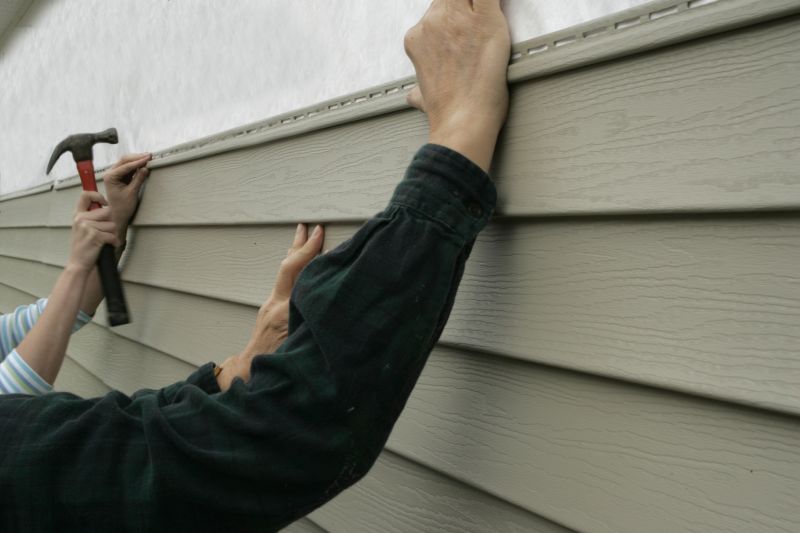 Building Siding Installation in Littleton, NH